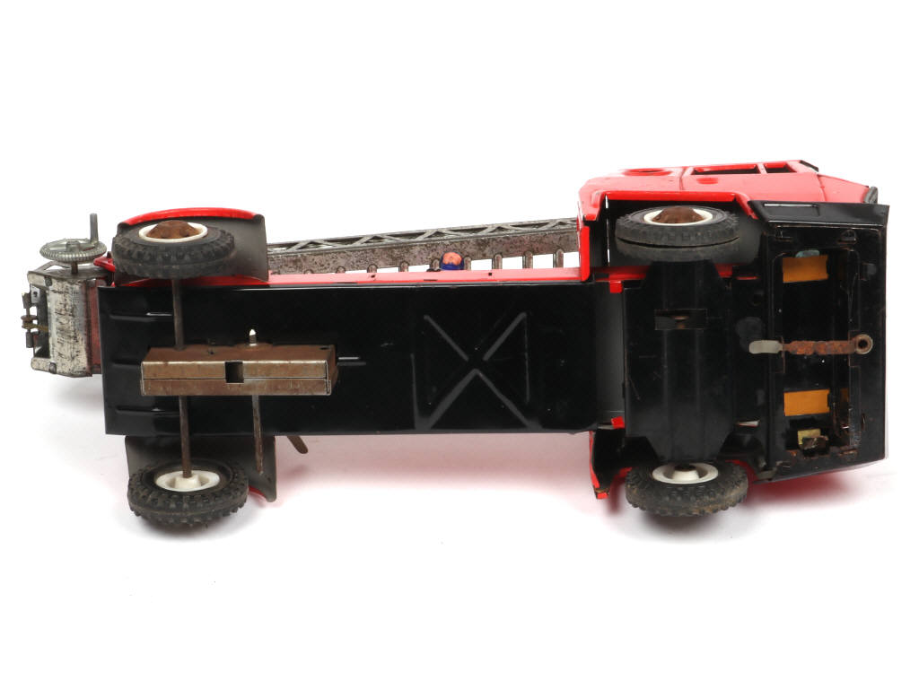 Lot 32 - JOUSTRA (FRANCE) (2)