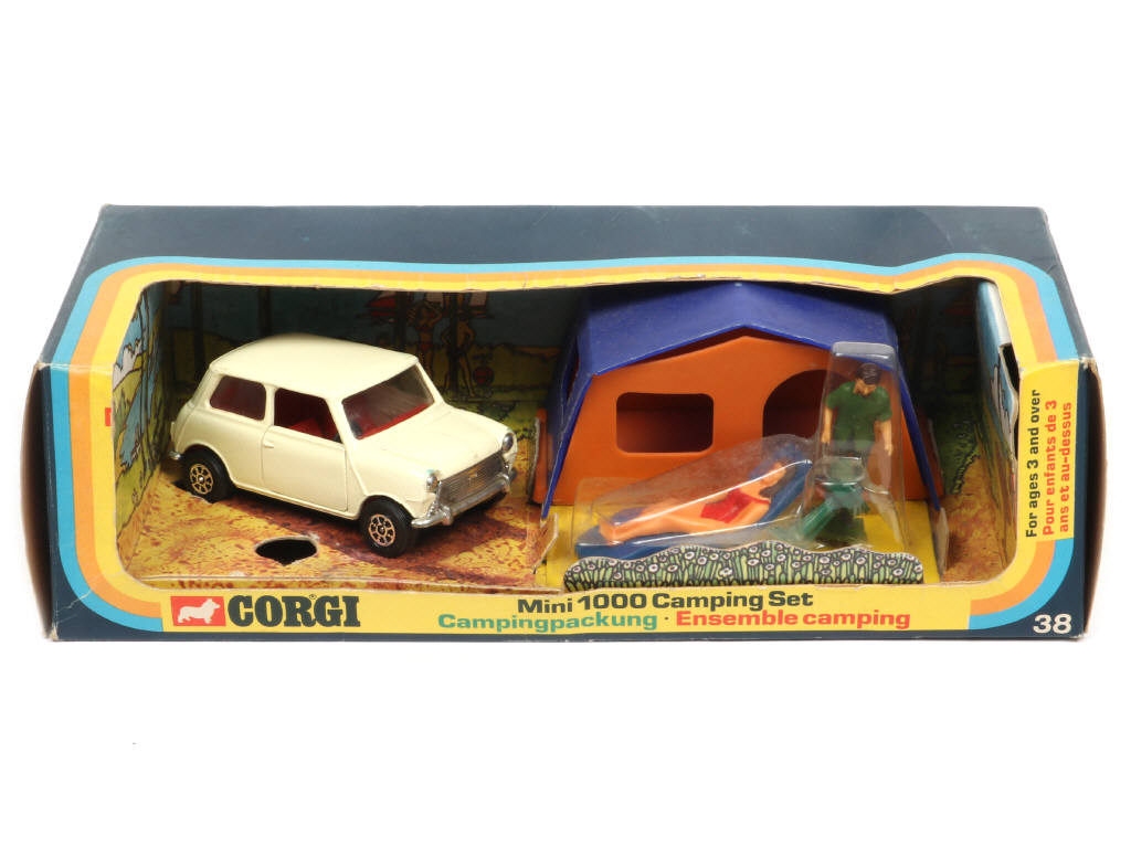 Lot 261 - CORGI TOYS (GB) (1)