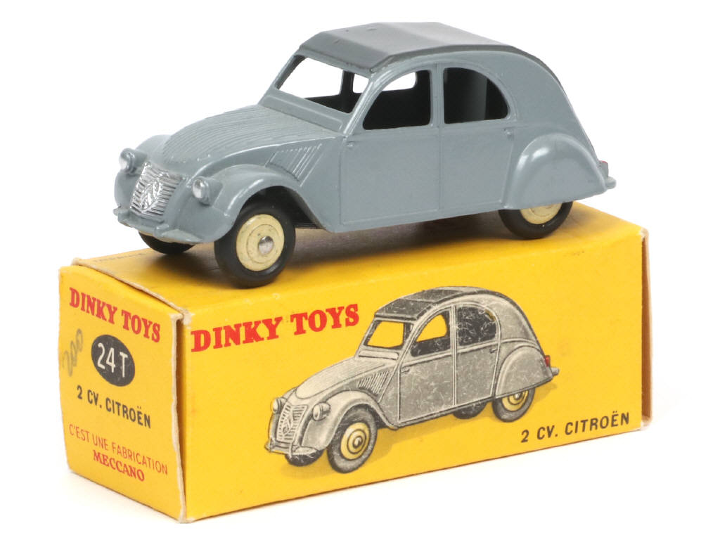 Lot 289 - DINKY TOYS (FRANCE) (1)