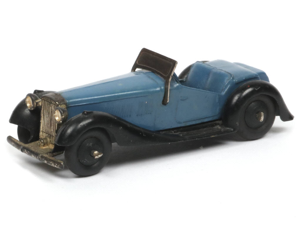 Lot 378 - DINKY TOYS (GB) (1)