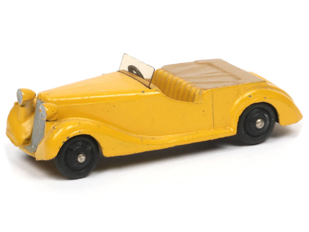 Lot 388 - DINKY TOYS (GB) (1)