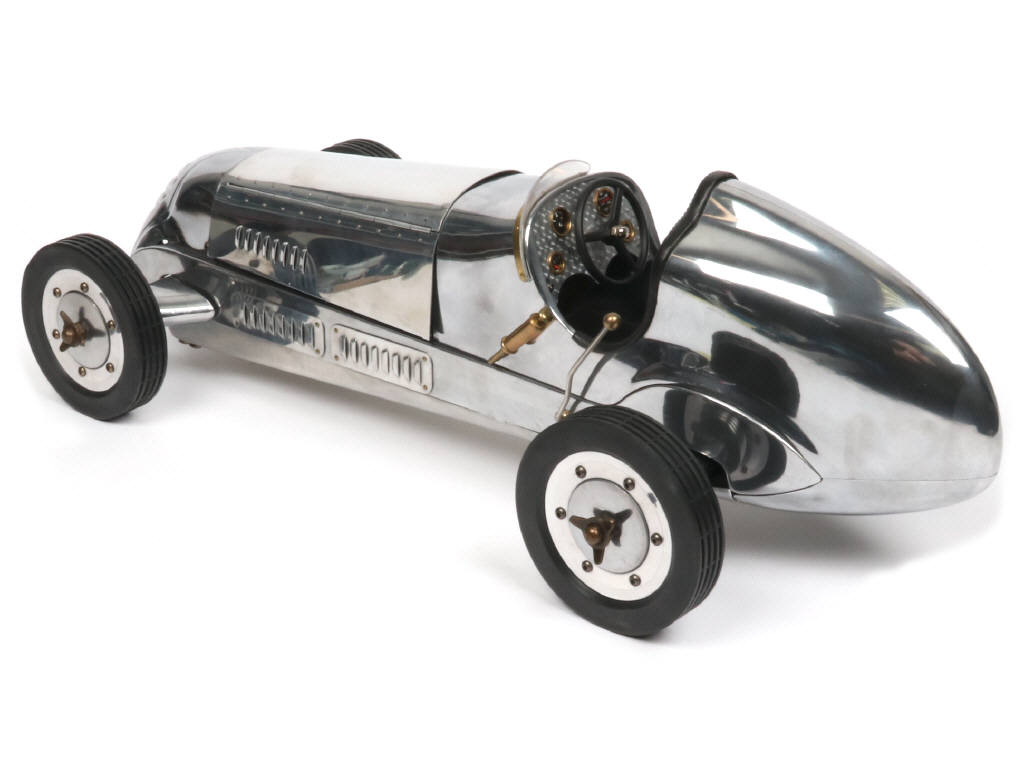 Lot 107 - AUTHENTIC MODELS (CHINE) (1)