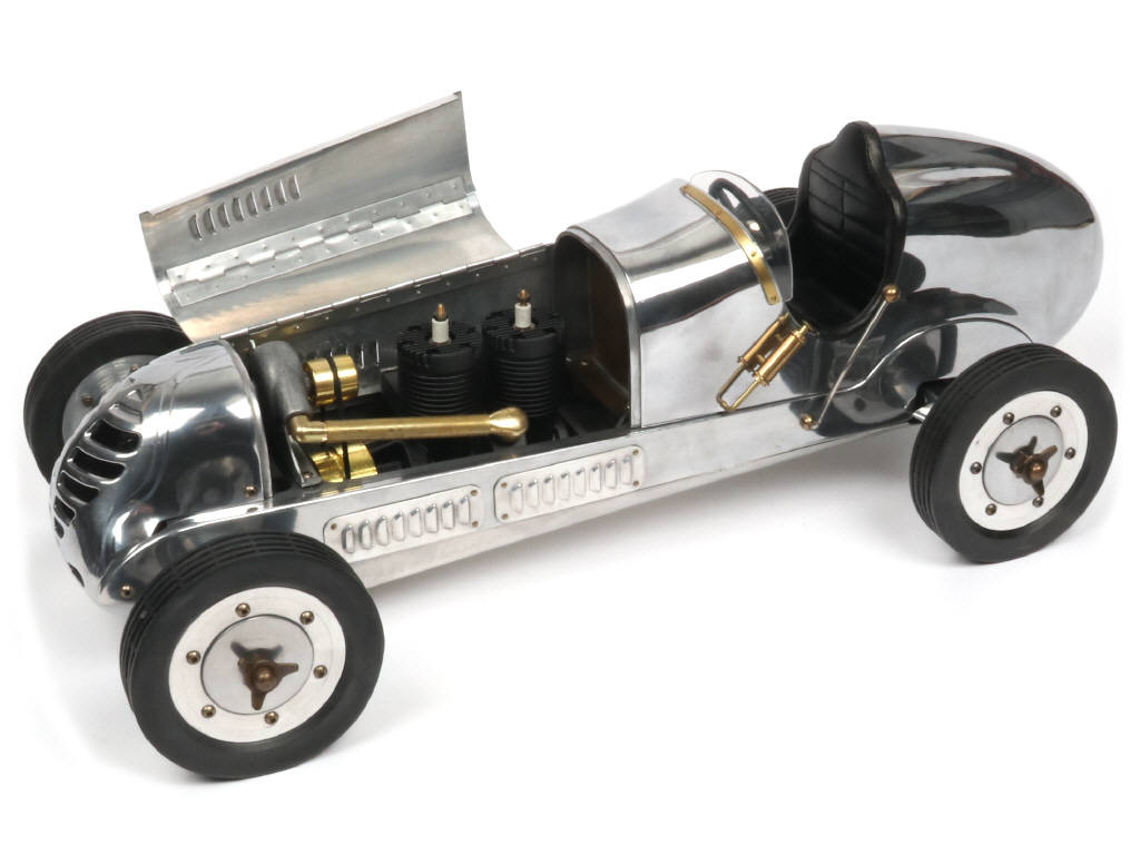 Lot 107 - AUTHENTIC MODELS (CHINE) (1)