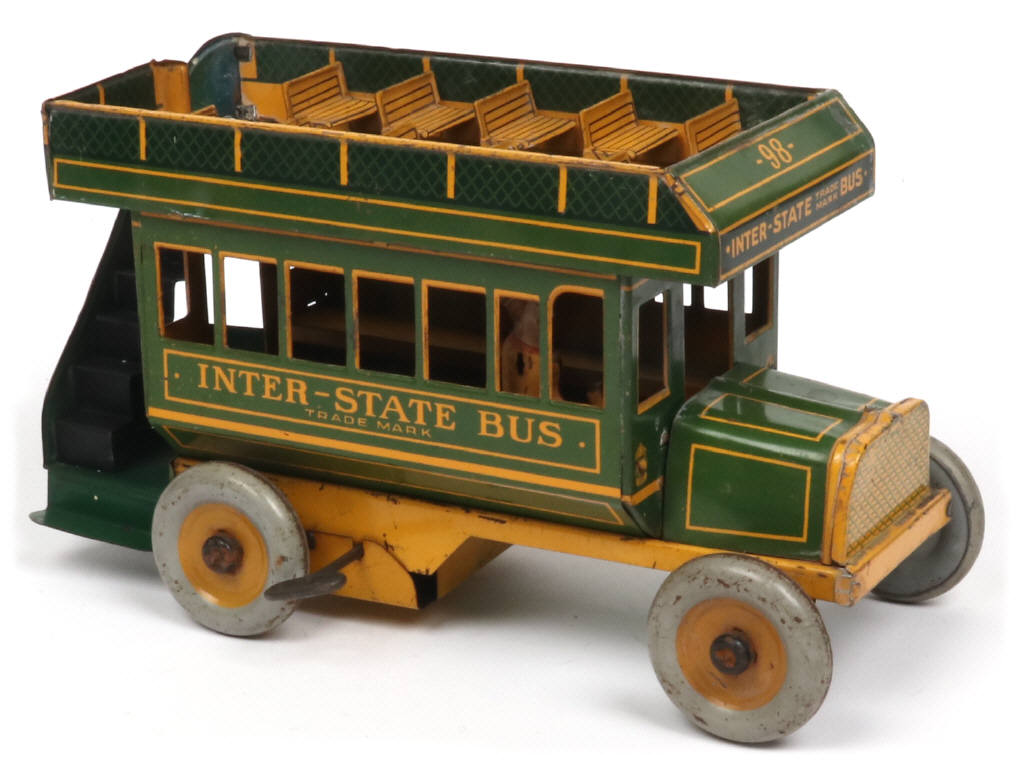 Lot 135 - STRAUSS (USA) (1)