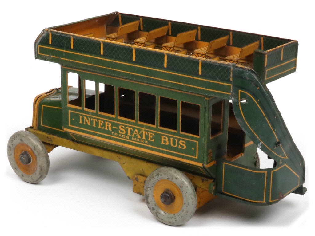 Lot 135 - STRAUSS (USA) (1)