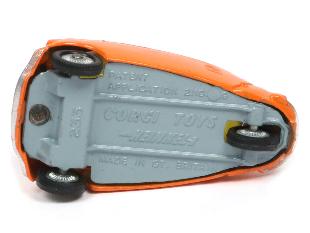 Lot 498 - CORGI TOYS (GB) (1)