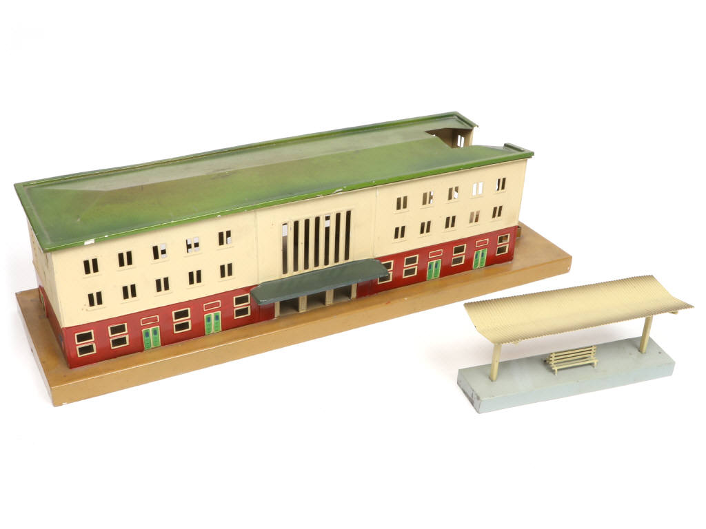 Lot 3 - MÄRKLIN 'HO' (ALLEMAGNE) (2)