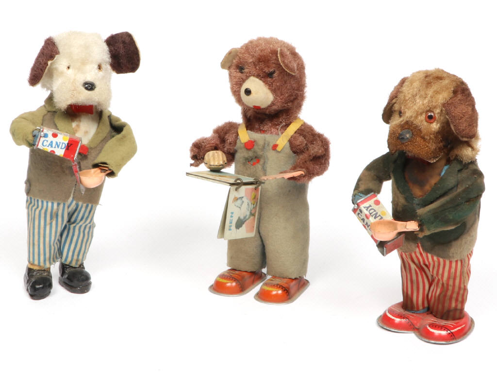 Lot 340 - DIVERS (JAPON) (3)