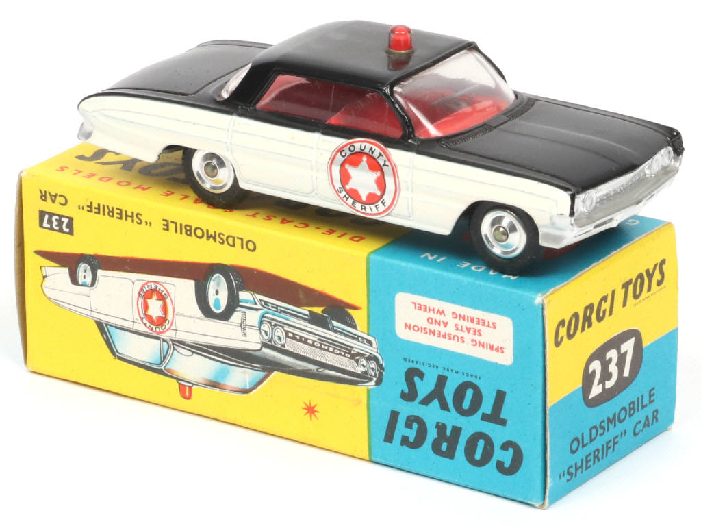 Lot 501 - CORGI TOYS (GB) (1)