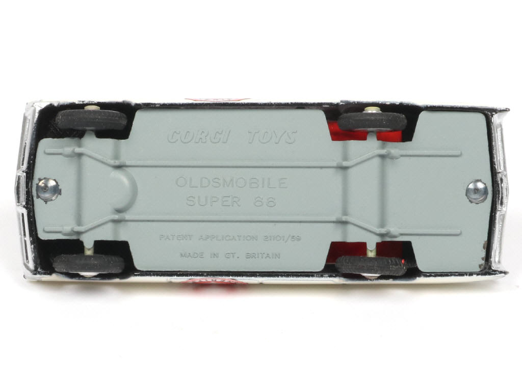 Lot 501 - CORGI TOYS (GB) (1)