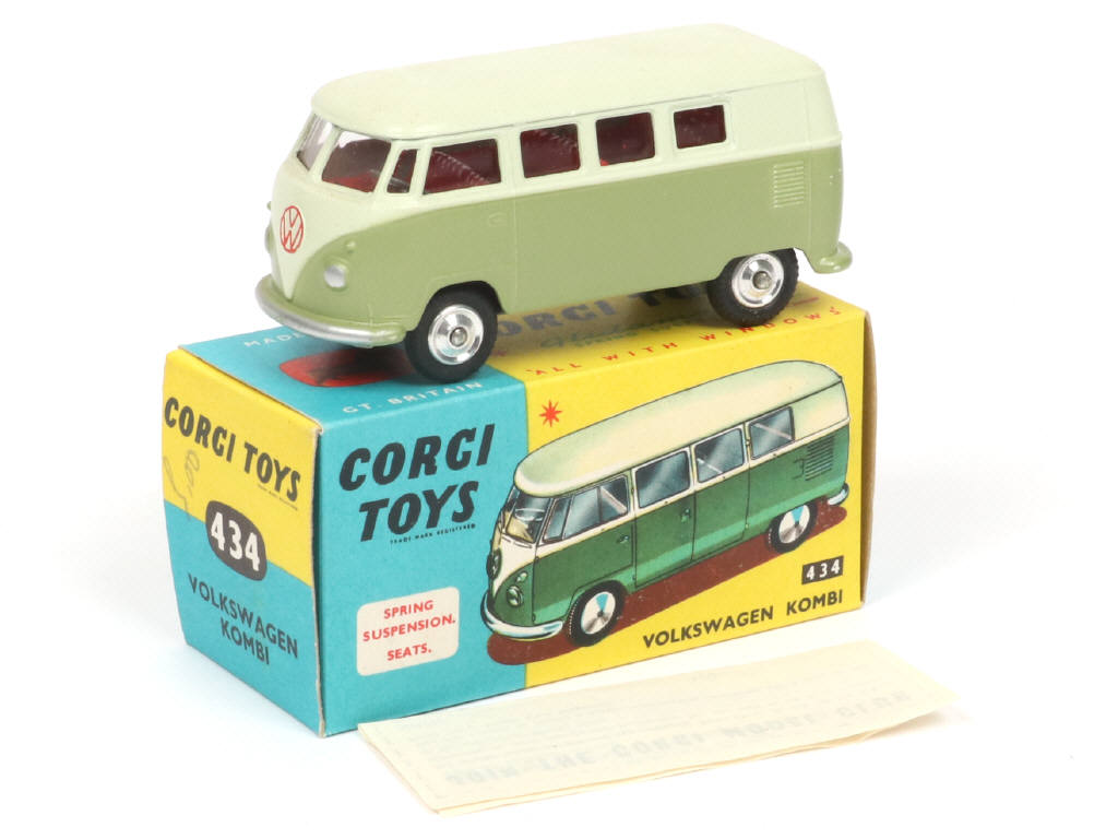 Lot 517 - CORGI TOYS (GB) (1)