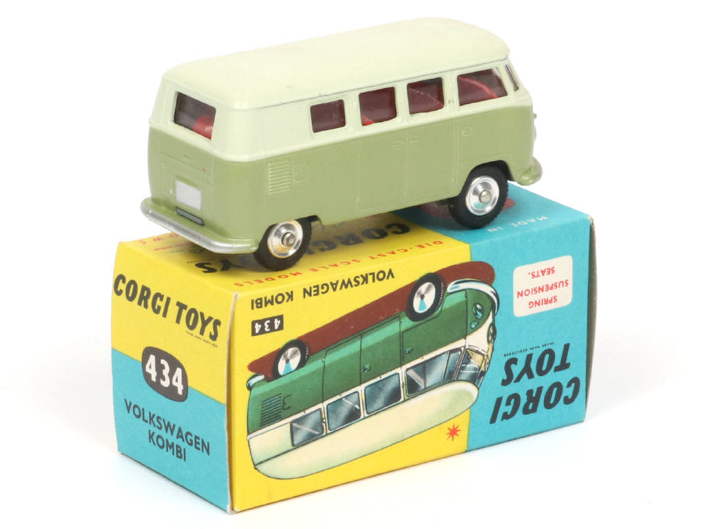 Lot 517 - CORGI TOYS (GB) (1)