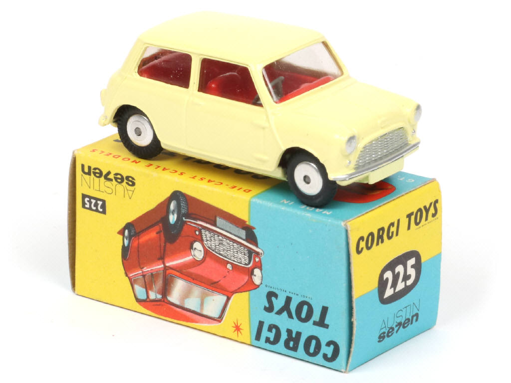 Lot 494 - CORGI TOYS (GB) (1)