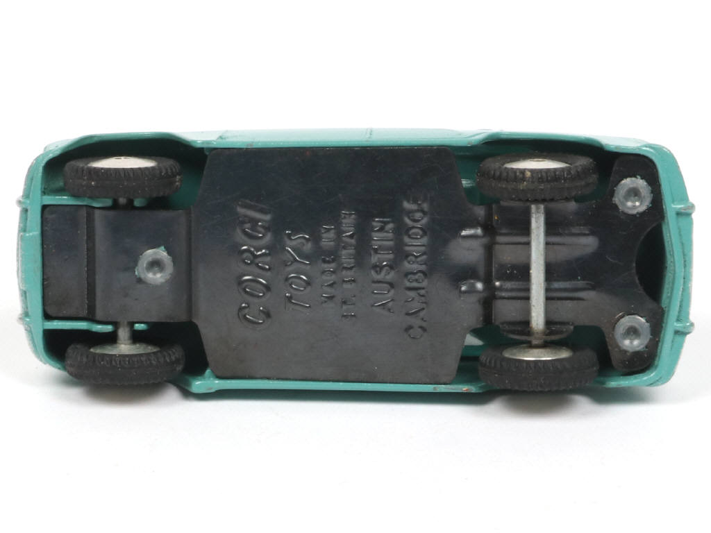 Lot 482 - CORGI TOYS (GB) (1)