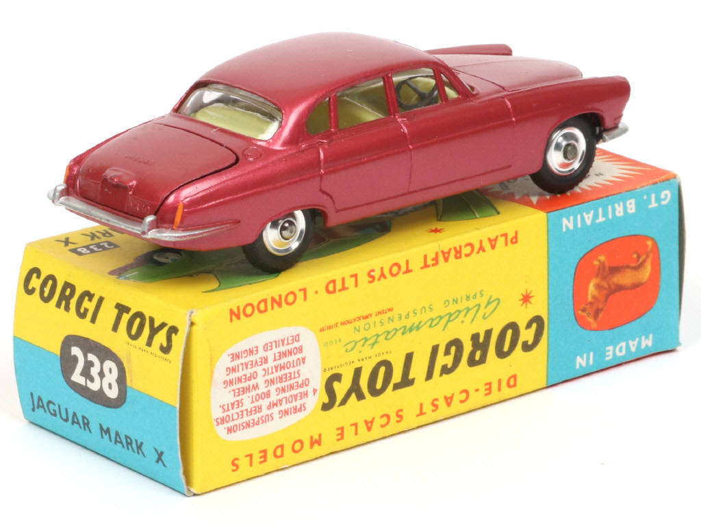 Lot 502 - CORGI TOYS (GB) (1)