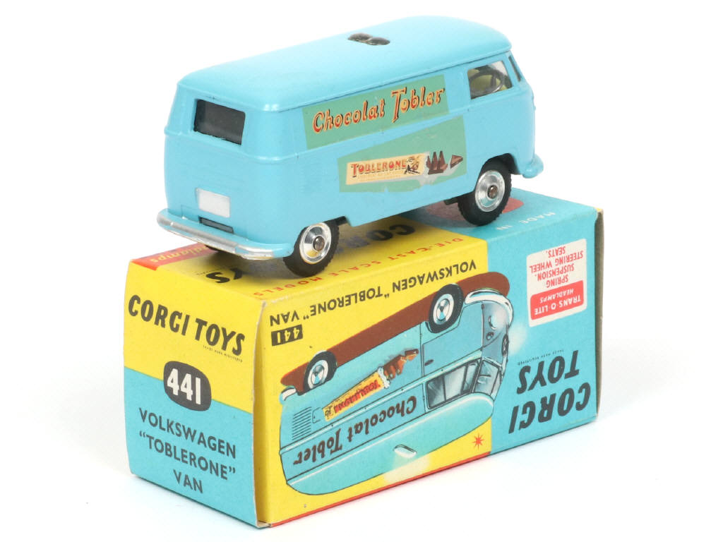 Lot 519 - CORGI TOYS (GB) (1)