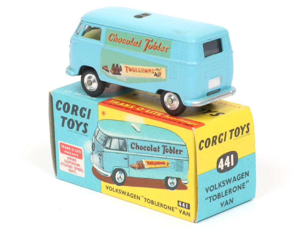 Lot 519 - CORGI TOYS (GB) (1)