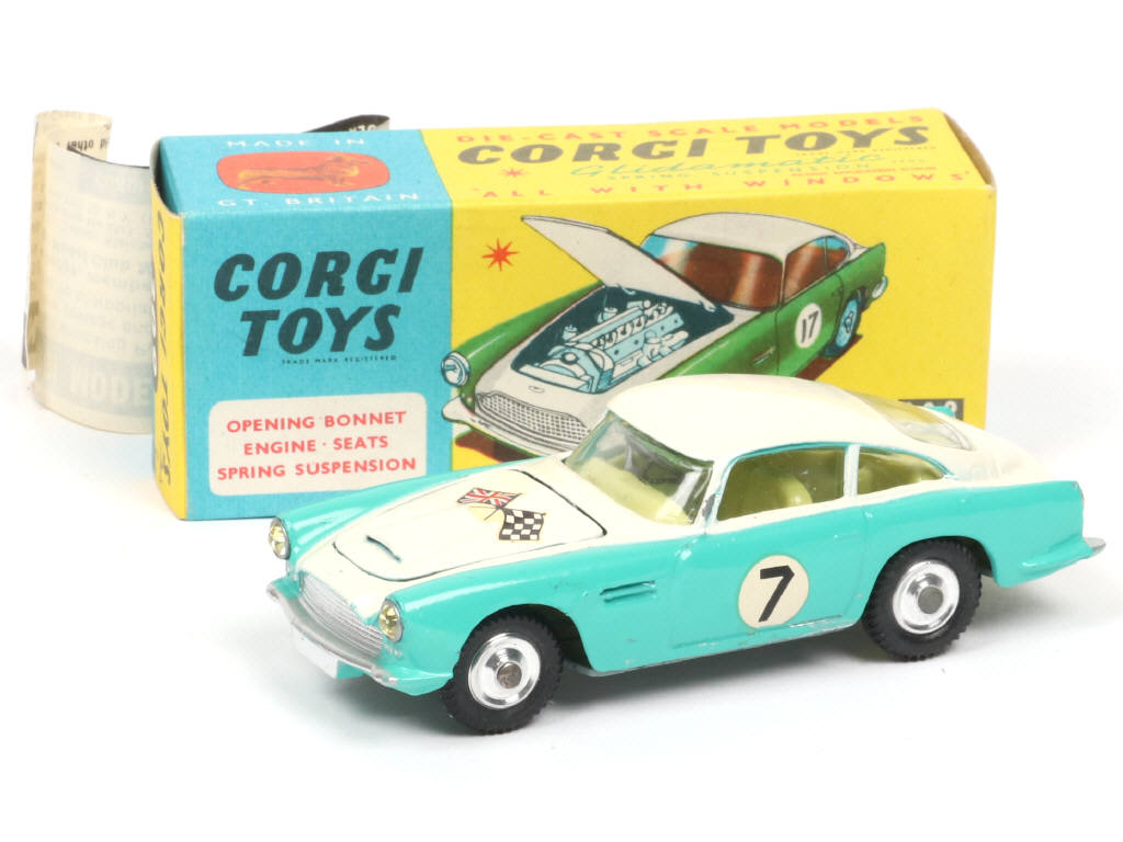 Lot 508 - CORGI TOYS (GB) (1)