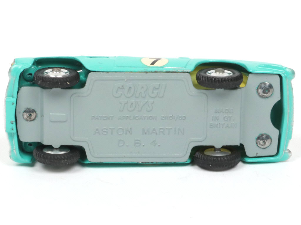 Lot 508 - CORGI TOYS (GB) (1)