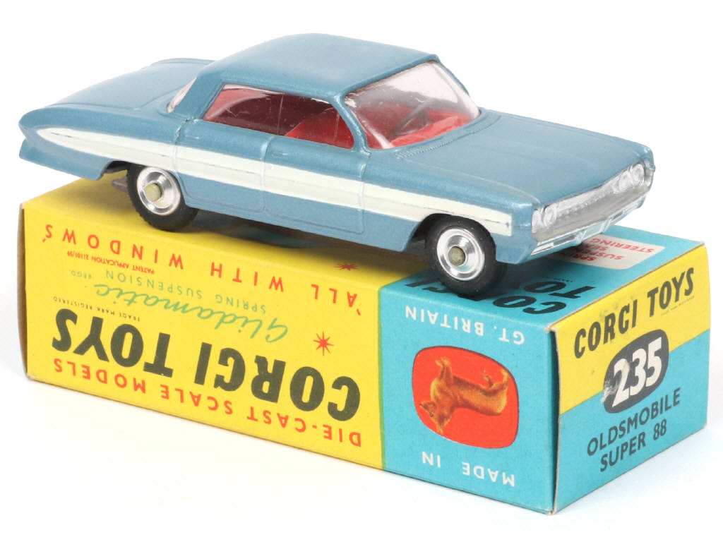 Lot 500 - CORGI TOYS (GB) (1)