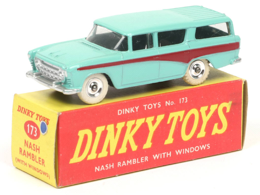 Lot 662 - DINKY TOYS (GB) (1)