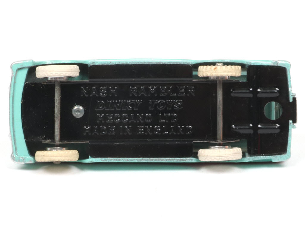 Lot 662 - DINKY TOYS (GB) (1)