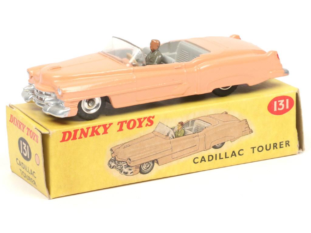 Lot 651 - DINKY TOYS (GB) (1)