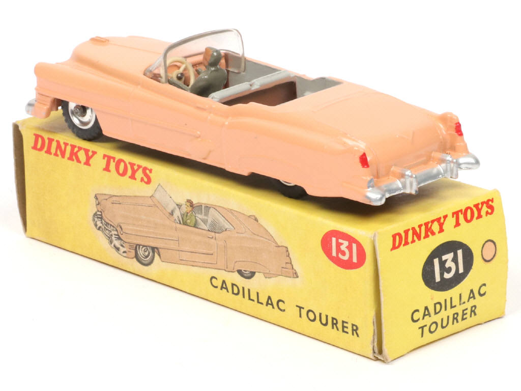 Lot 651 - DINKY TOYS (GB) (1)