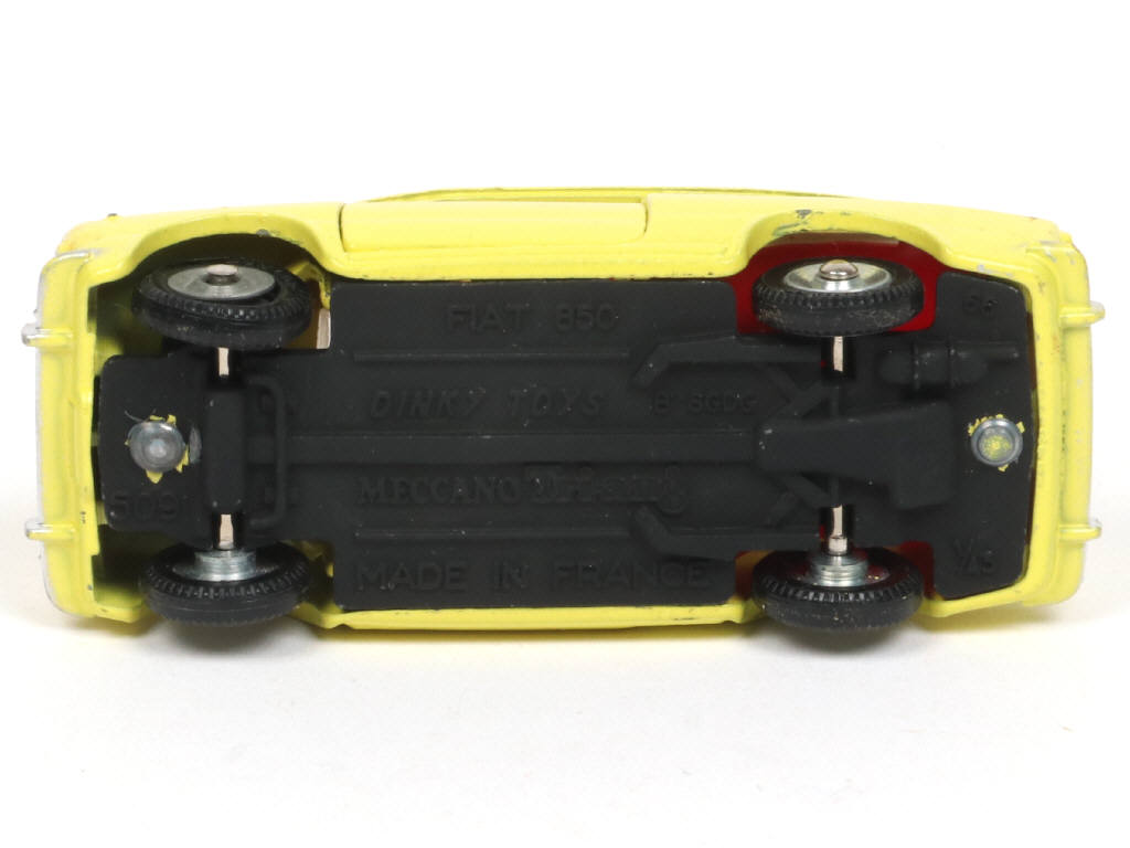 Lot 618 - DINKY TOYS (FRANCE) (1)