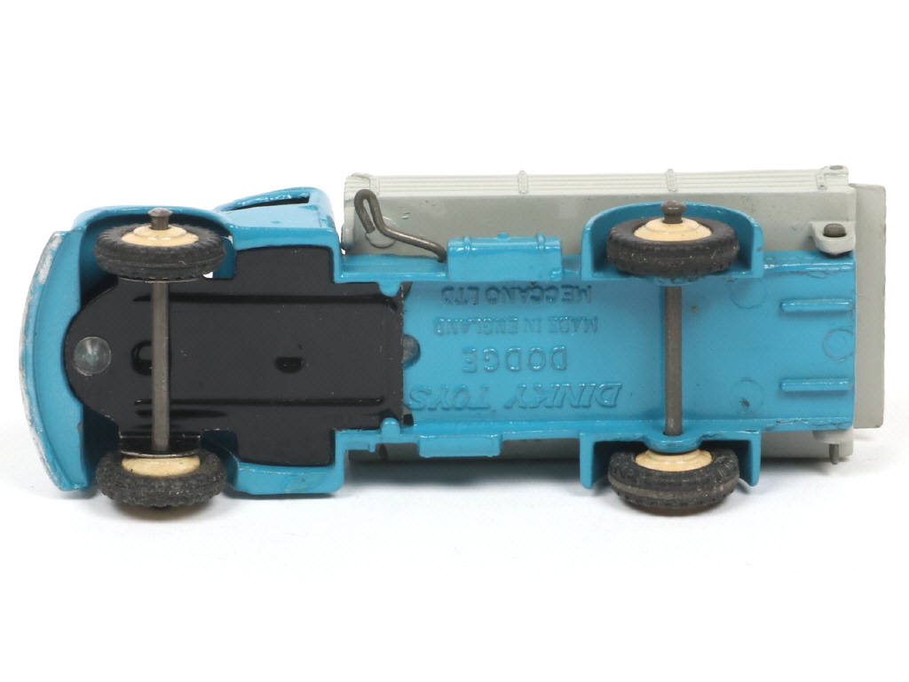 Lot 690 - DINKY TOYS (GB) (1)