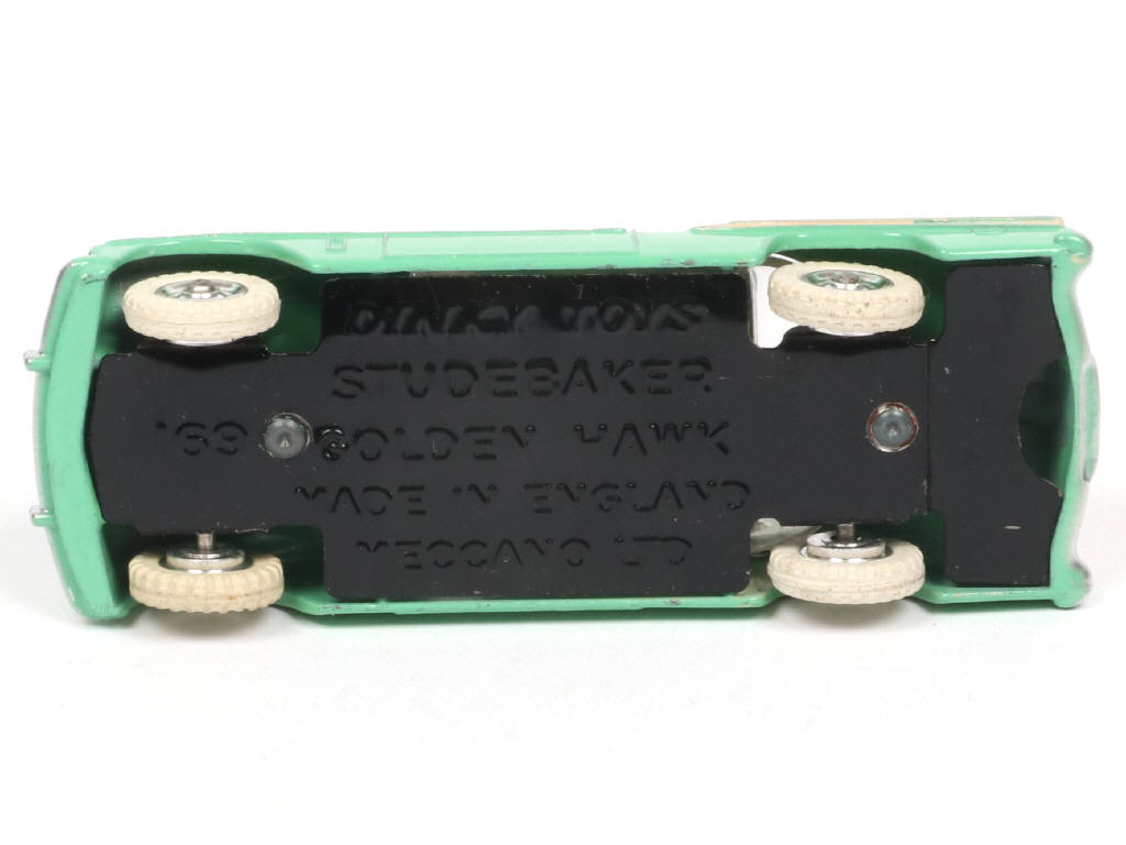 Lot 660 - DINKY TOYS (GB) (1)