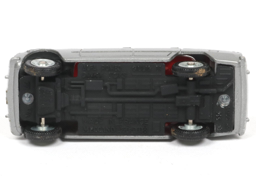 Lot 621 - DINKY TOYS (FRANCE) (1)