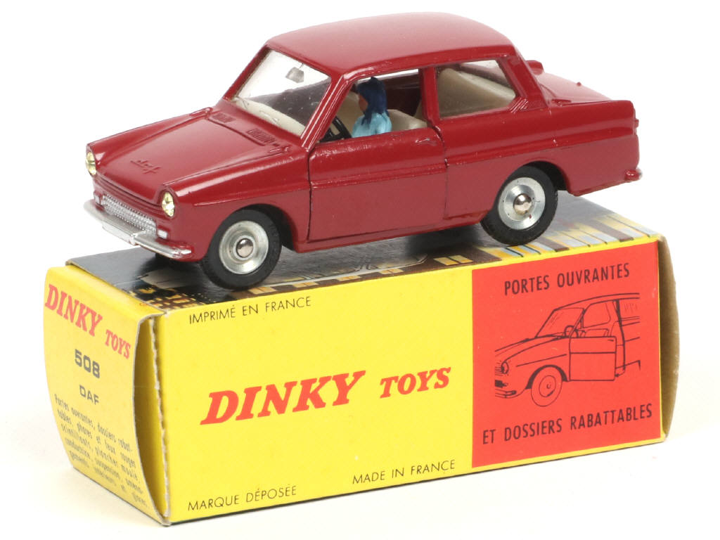Lot 617 - DINKY TOYS (FRANCE) (1)