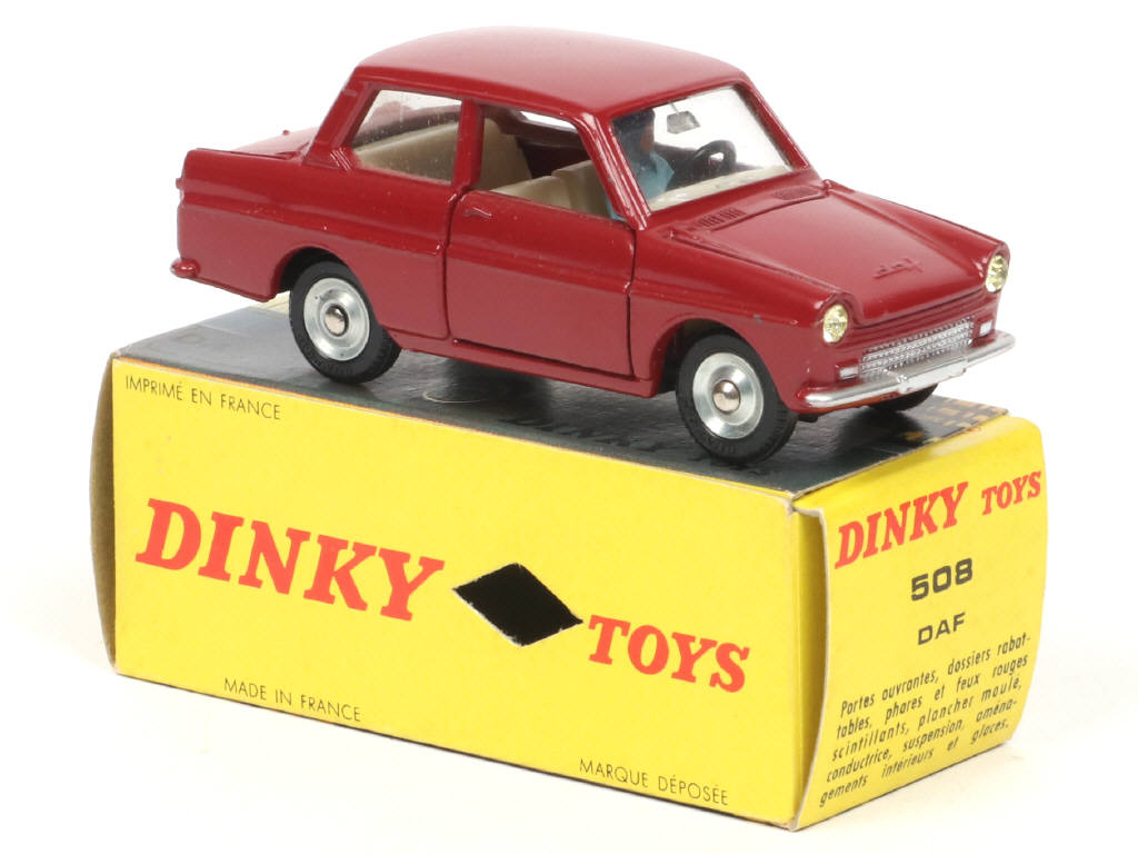 Lot 617 - DINKY TOYS (FRANCE) (1)