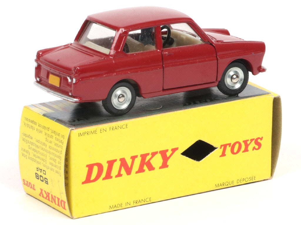 Lot 617 - DINKY TOYS (FRANCE) (1)