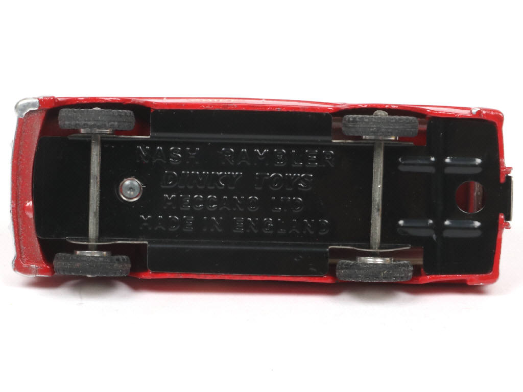 Lot 678 - DINKY TOYS (GB) (1)