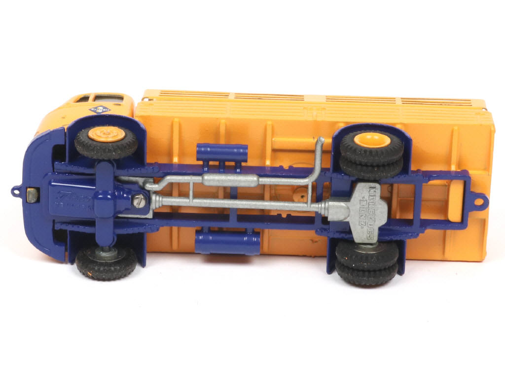 Lot 420 - TEKNO (DANEMARK) (1)