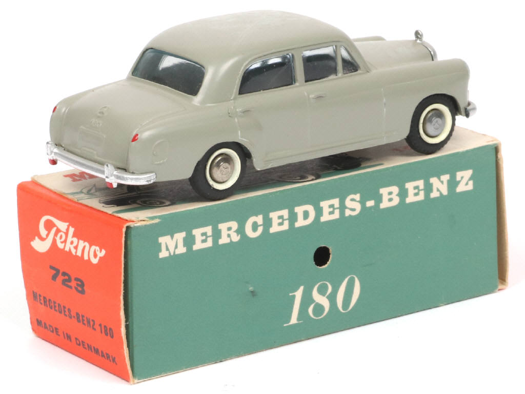 Lot 409 - TEKNO (DANEMARK) (1)