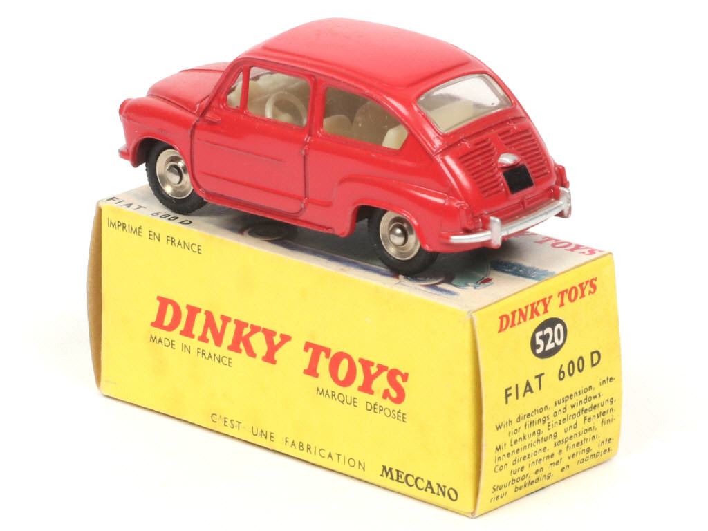 Lot 623 - DINKY TOYS (FRANCE) (1)