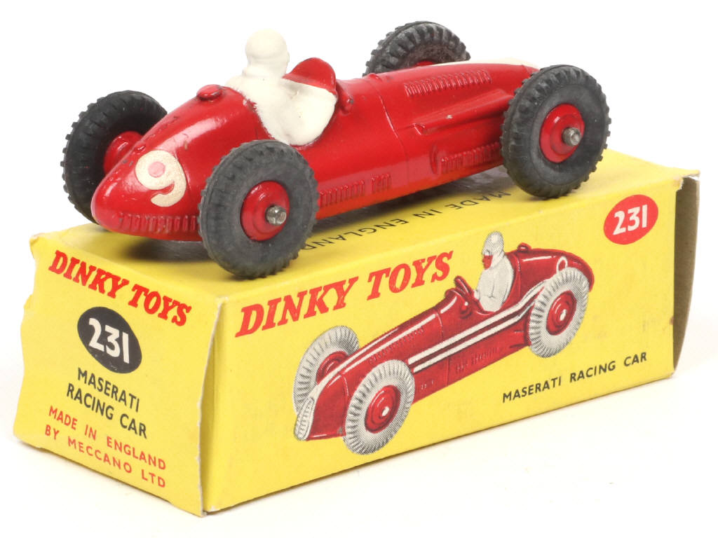 Lot 647 - DINKY TOYS (GB) (1)