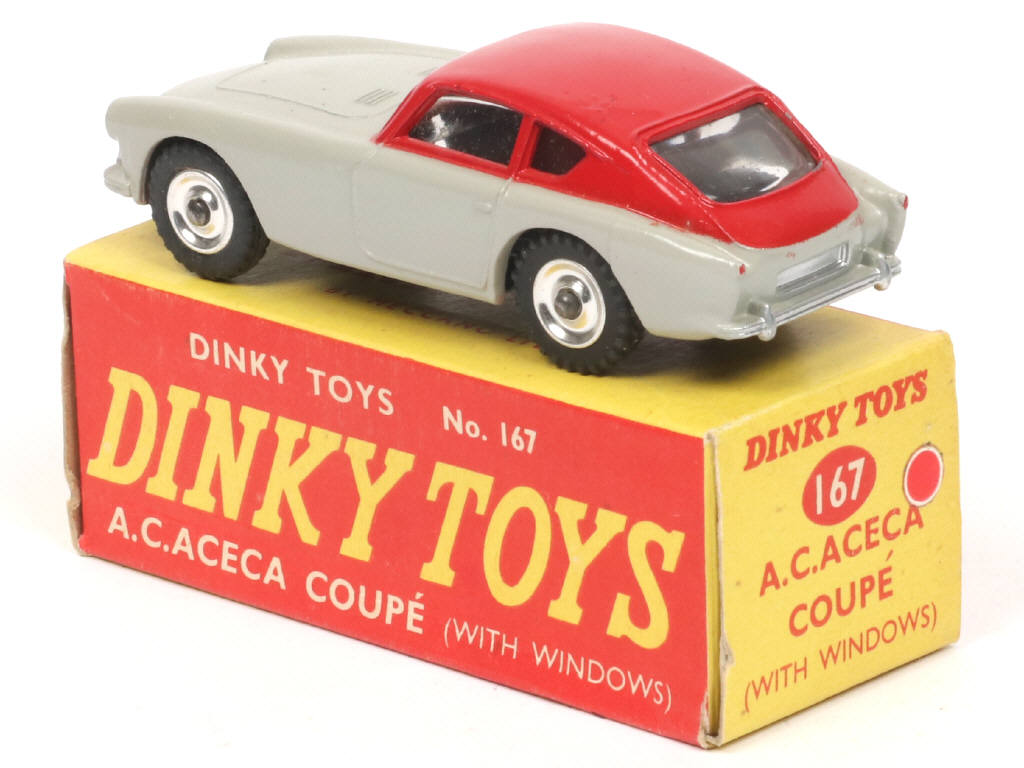 Lot 658 - DINKY TOYS (GB) (1)