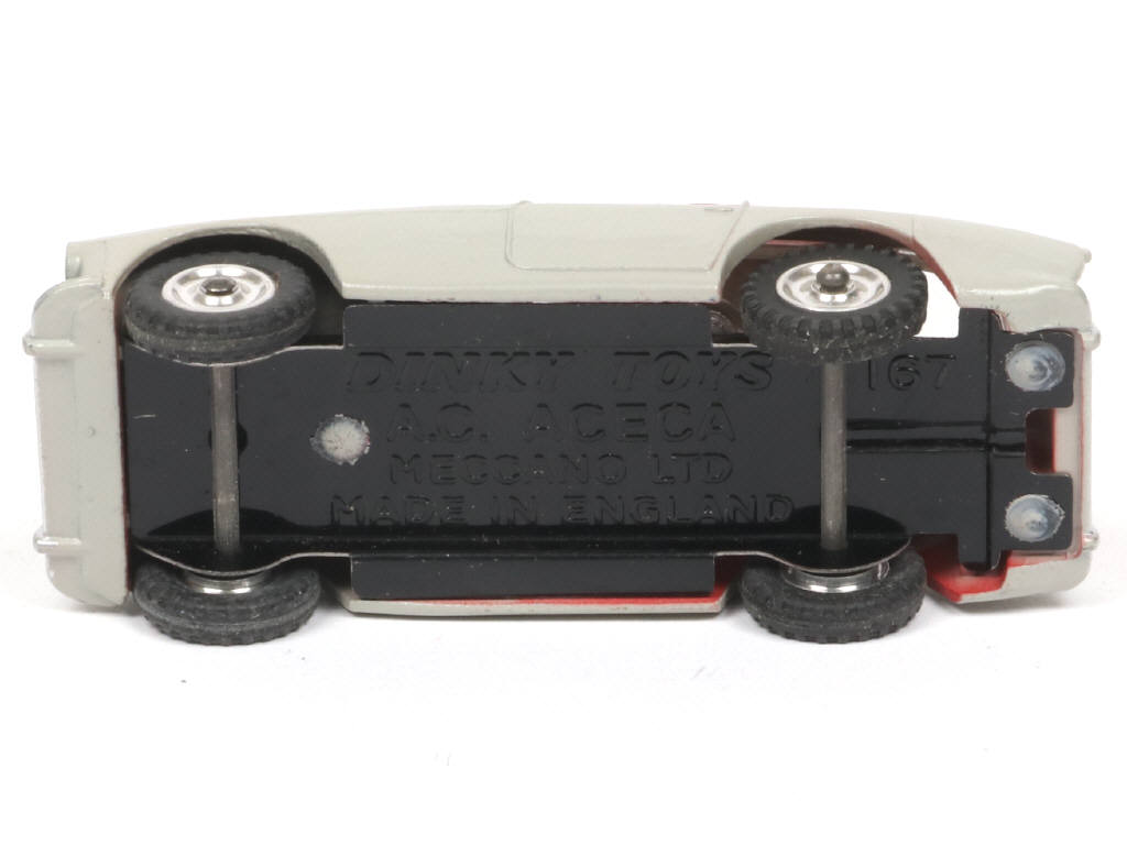 Lot 658 - DINKY TOYS (GB) (1)