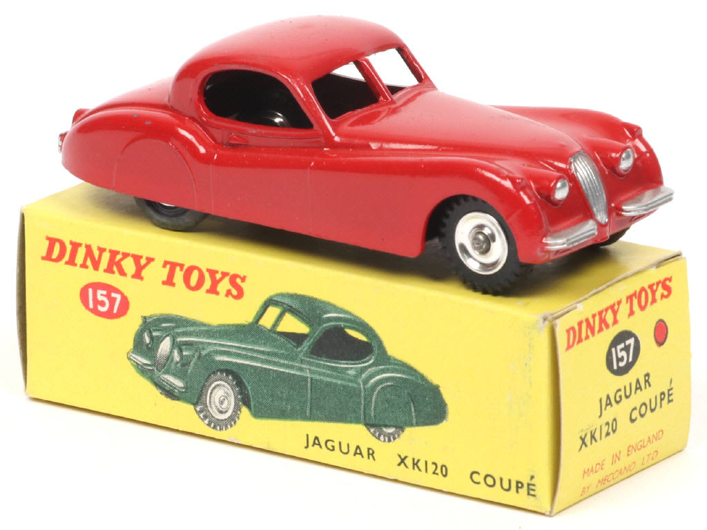 Lot 652 - DINKY TOYS (GB) (1)