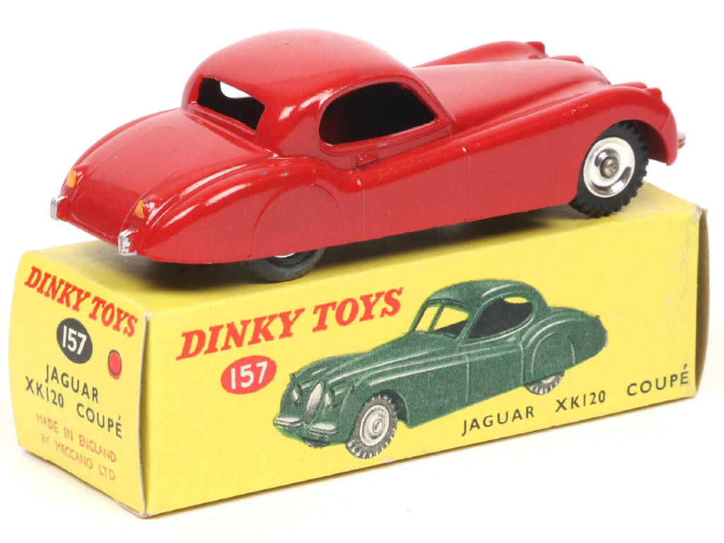 Lot 652 - DINKY TOYS (GB) (1)