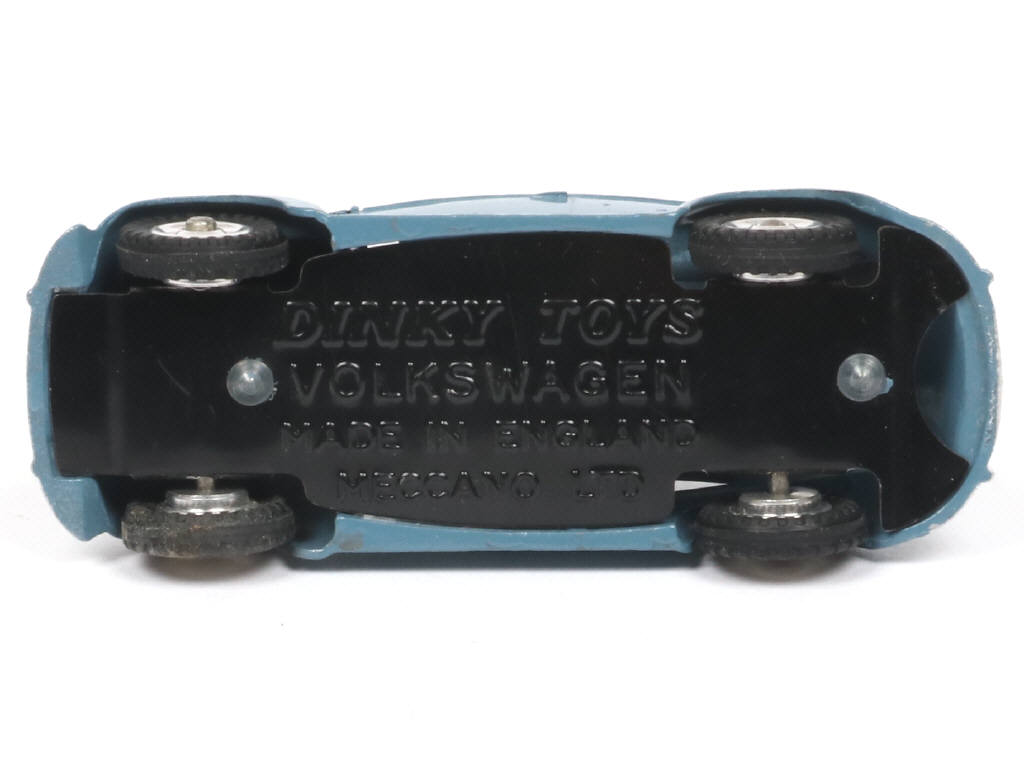 Lot 666 - DINKY TOYS (GB) (1)