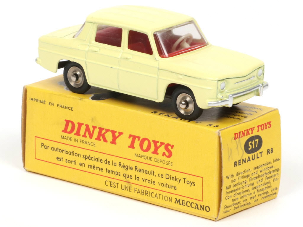 Lot 606 - DINKY TOYS (FRANCE) (1)