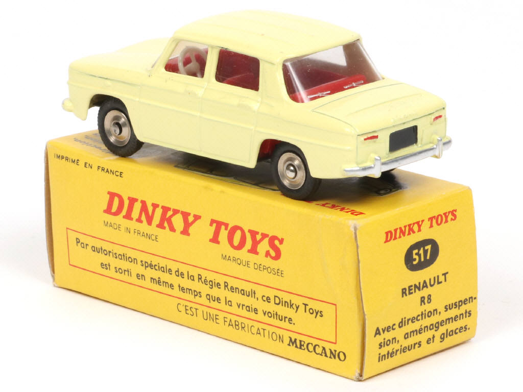Lot 606 - DINKY TOYS (FRANCE) (1)