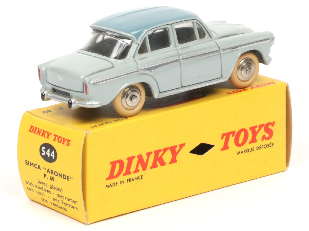Lot 608 - DINKY TOYS (FRANCE) (1)
