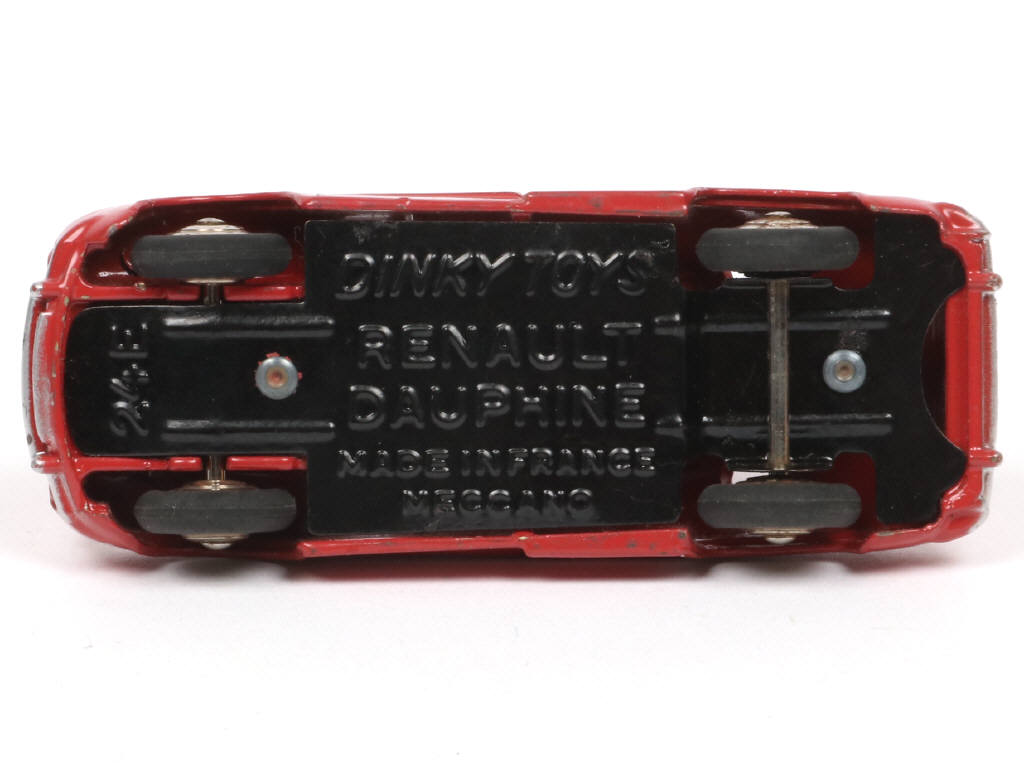 Lot 603 - DINKY TOYS (FRANCE) (1)