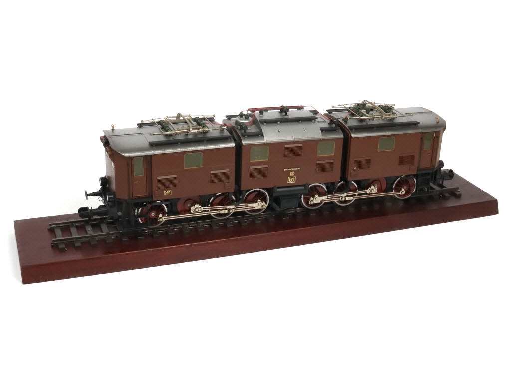 Lot 27 - MÄRKLIN 'I' (ALLEMAGNE) (1)